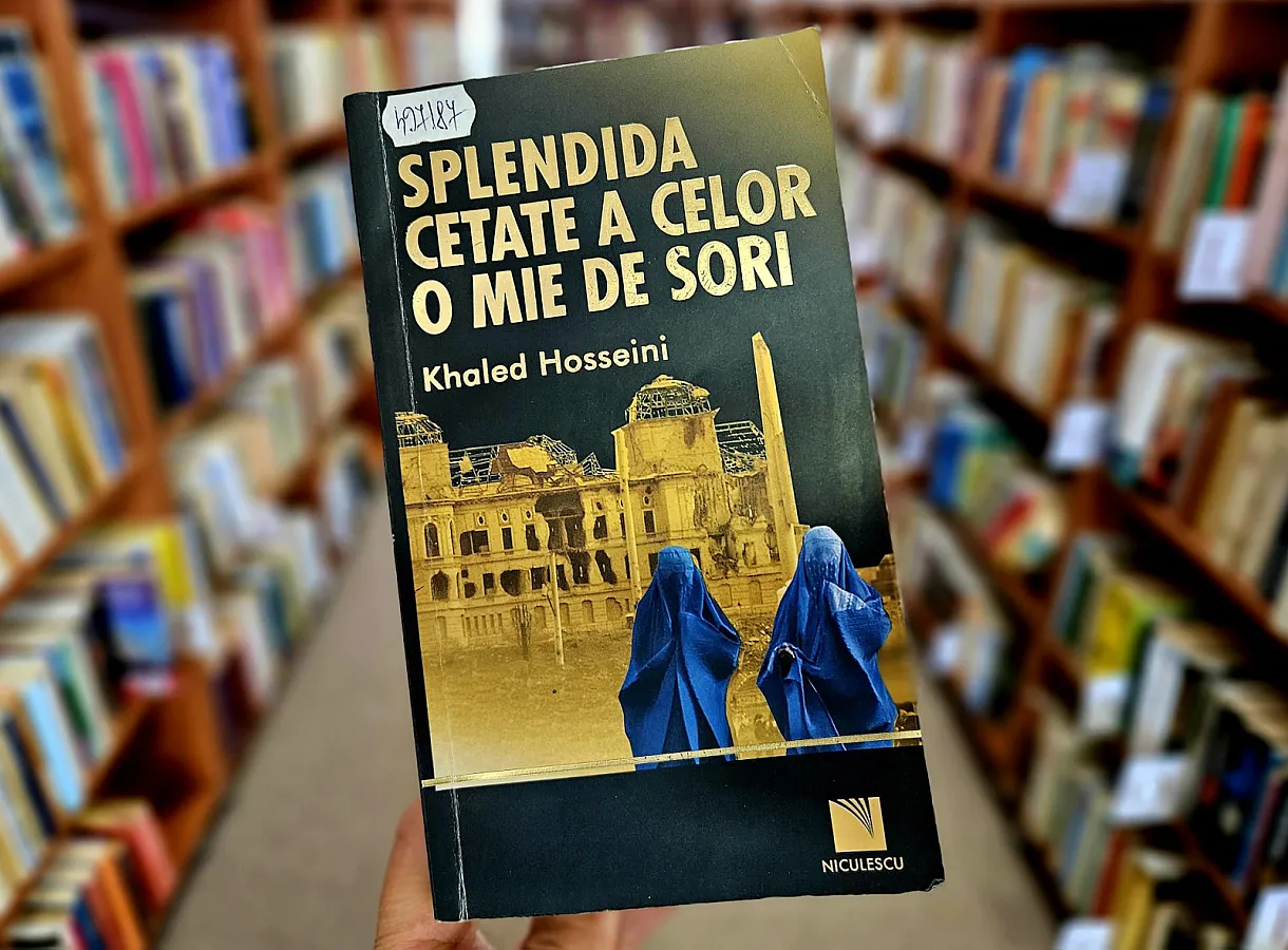 „Splendida cetate a celor o mie de sori” de Khaled Hosseini, în discuție la Clubul de lectură pentru adulți